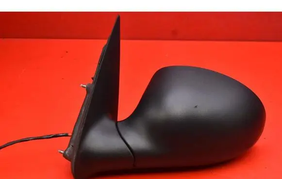 Chevrolet PT Cruiser Front door electric wing mirror 015482