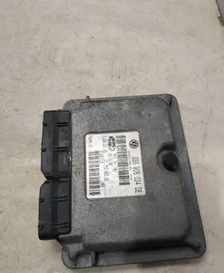 Volkswagen Polo V 6R Engine control unit/module 036906034DE 6160068103