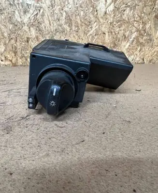 Mercedes-Benz E W210 Light switch 2105451404
