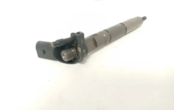 Mercedes-Benz CLS C219 Fuel injector A6420701987