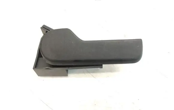 Engine bonnet (hood) release handle