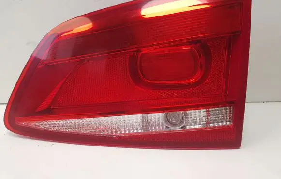 Volkswagen PASSAT B7 Tailgate rear/tail lights 3AF945094B