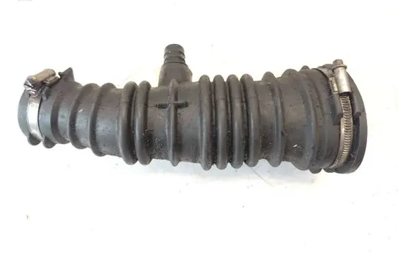 Ford Focus Air intake hose/pipe 3M519A673M
