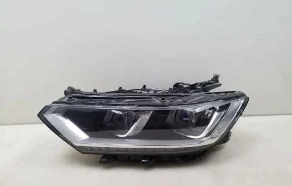 Volkswagen PASSAT B8 Headlight/headlamp 3G1941035C