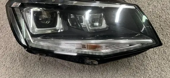 Volkswagen Caddy Headlight/headlamp 2K1941032B 1EL012286
