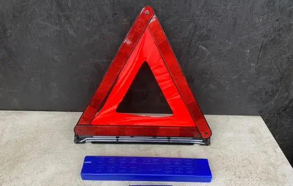 BMW 3 E90 E91 Emergency warning sign 1095457