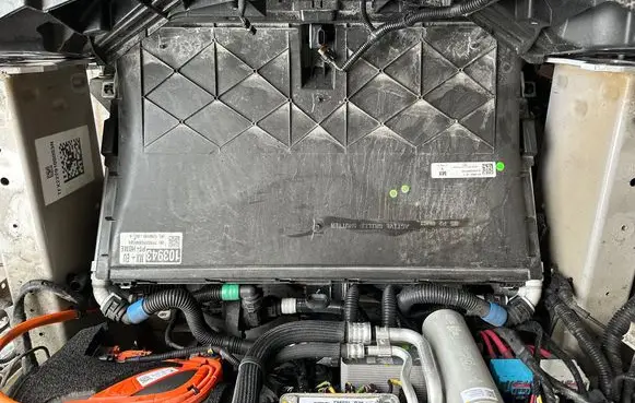 Tesla Model X Coolant radiator 158836700C