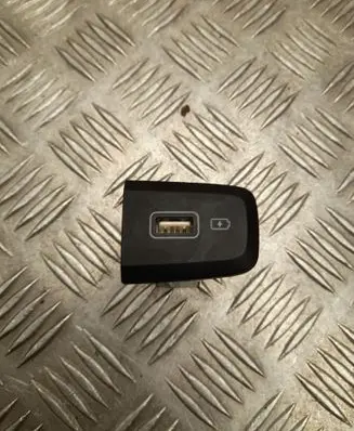 USB socket connector