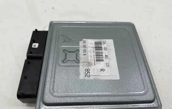 Audi A3 8Y Engine control unit/module 06K907425N