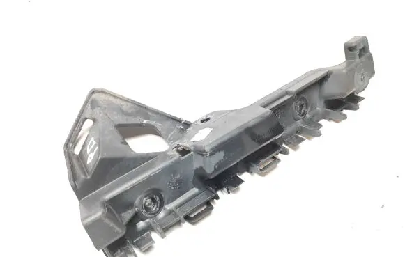 Renault Trafic III (X82) Front bumper mounting bracket 622209504R