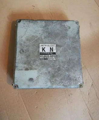Nissan Primera Engine control unit/module 407913111