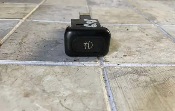 Nissan Serena Fog light switch 512T