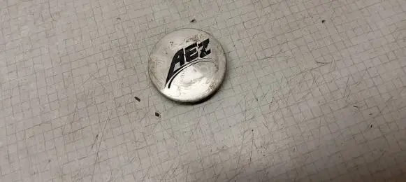 Volkswagen Golf I Original wheel cap 58MM AEZ