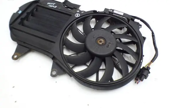 Seat Exeo (3R) Electric radiator cooling fan 8E0121205AL 8E0959501T