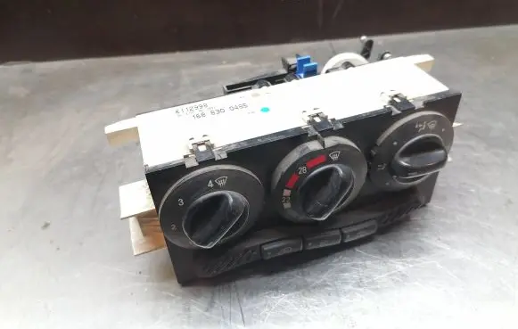 Mercedes-Benz A W168 Climate control unit 1688300485