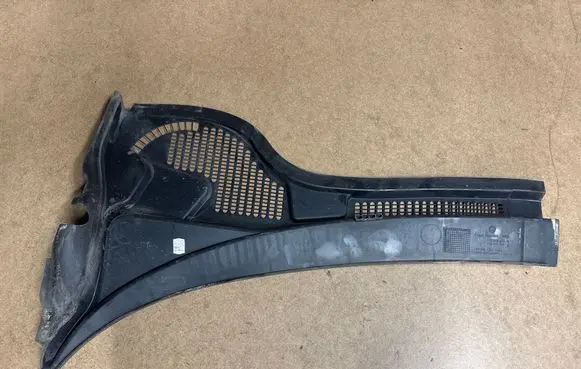 Skoda Superb B6 (3T) Wiper trim 3T2819416A 3T0819416A