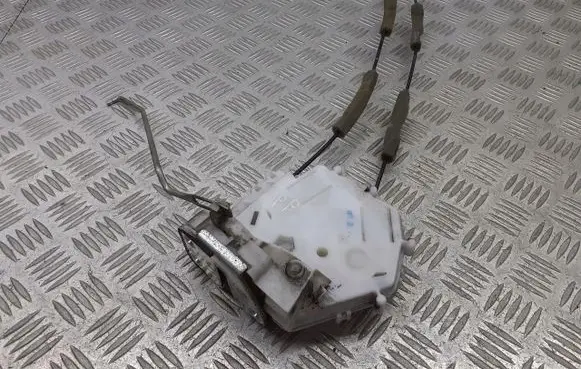 Honda FR-V Front door lock 