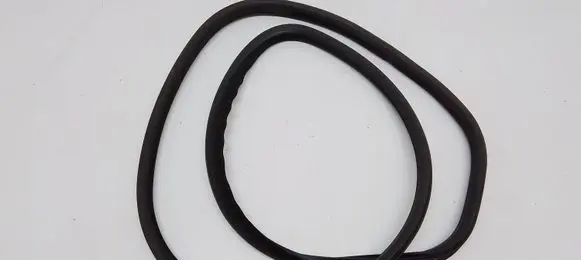 Volvo V70 Front door rubber seal
