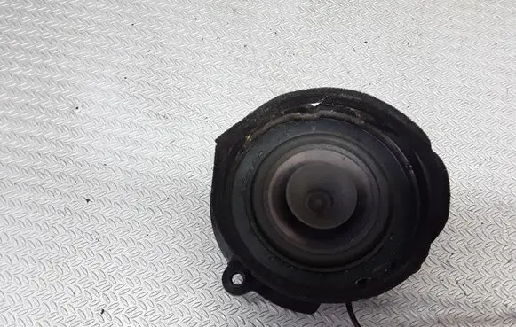 Mercedes-Benz E W210 Rear door speaker A2108207902