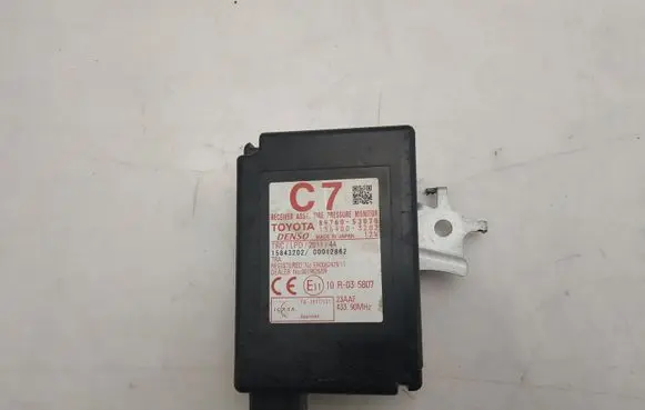 Lexus IS III XE30 Tire pressure control unit 8976053070