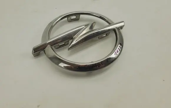 Opel Combo E Manufacturer badge logo/emblem 98167914DX