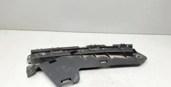 Volvo V70 Front bumper mounting bracket 30796388
