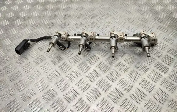 Ford Focus Fuel injectors set K2GE9F797BA 0261555277 KU5T14B485AC