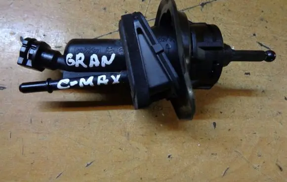Ford Grand C-MAX Clutch master cylinder 3M517A543BF