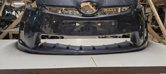 Toyota Prius (XW30) Front bumper 5211947080
