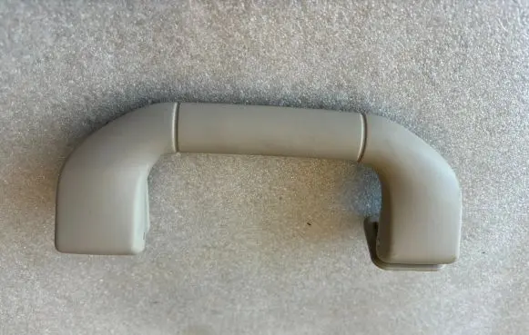 Mercedes-Benz E W212 Front interior roof grab handle A204100051 204100051