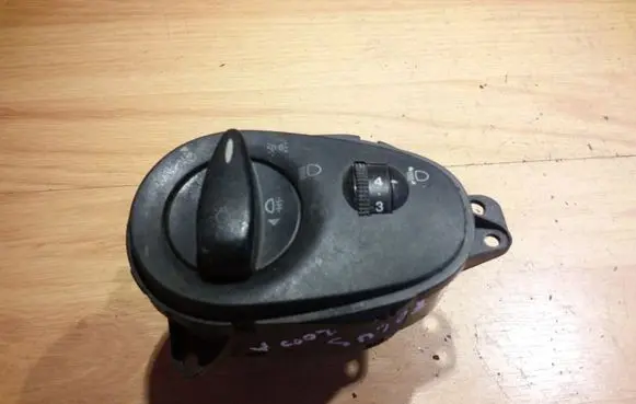Ford Focus Light switch 98AG13A024CH