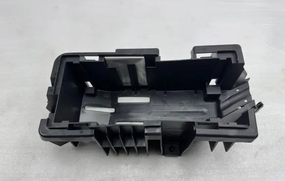 Mercedes-Benz GL X166 Fuse box cover A166