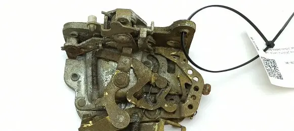 Mercedes-Benz 280 450 W116 Rear door lock