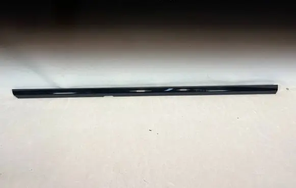 Mercedes-Benz CLA C118 X118 Rear door glass trim molding A1187301900