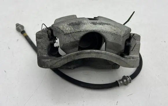 Nissan X-Trail T32 Front brake caliper T32ZACISKSUL3
