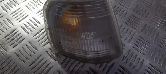 Peugeot 405 Front indicator light