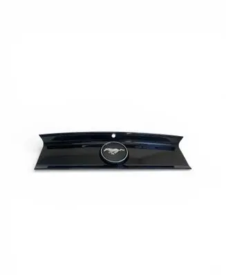 Ford Mustang VI Tailgate trim FR3B6343504