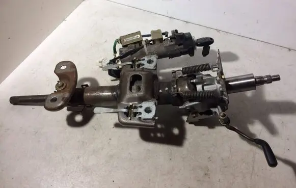 Lexus IS 200-300 Steering wheel axle