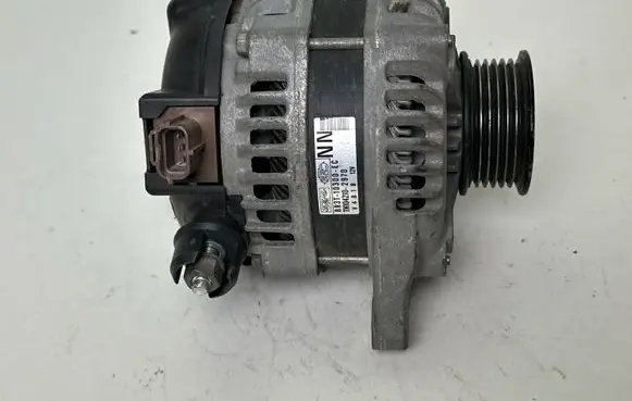Ford Mustang V Generator/alternator BR3T10300EC