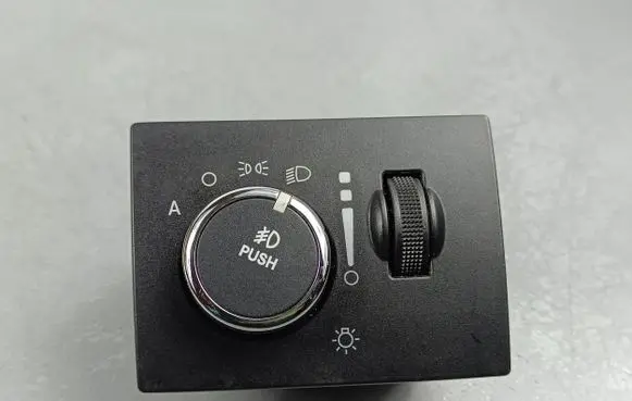 Jeep Grand Cherokee Light switch P68142242AA
