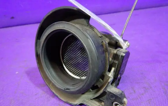 Fiat Sedici Mass air flow meter