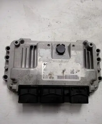 Citroen C4 I Engine control unit/module 9657595880