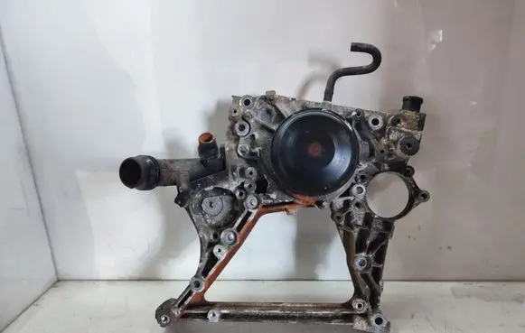 Mercedes-Benz C W205 Water pump A6512006001