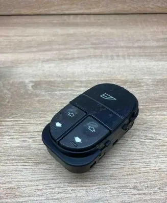 Ford Mondeo MK I Electric window control switch 93BG14529BA 03160400 Used