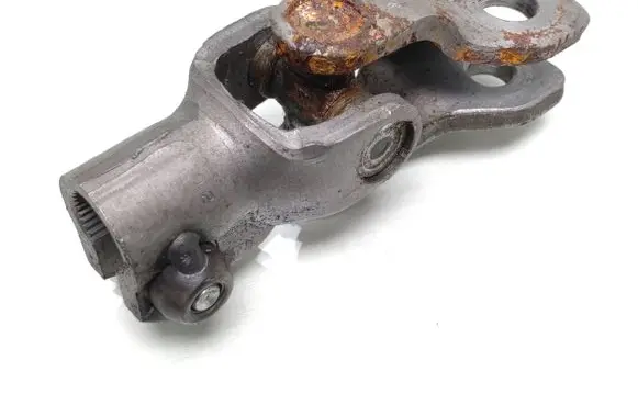 Nissan Pathfinder R51 Steering column universal joint 6921