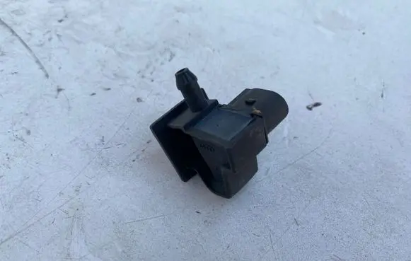 Audi A6 S6 C5 4B Windshield washer spray nozzle 4B0855988