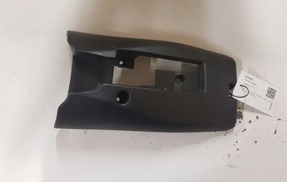 Volvo V40 Steering wheel column trim 1303815 PPT15