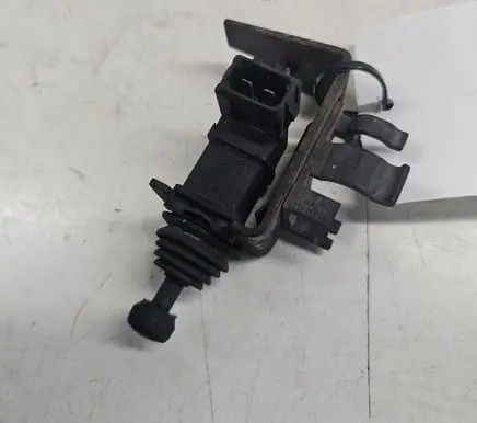 Volkswagen Golf III Sensor 1H0971845B
