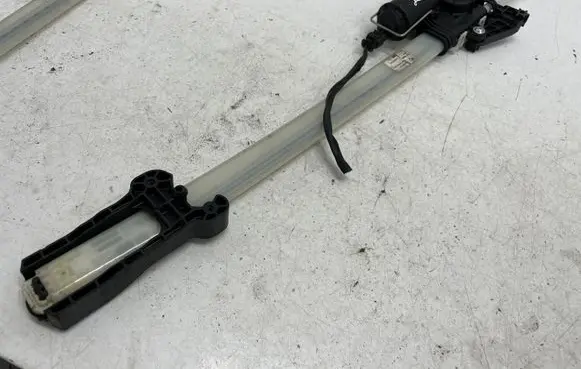 BMW 5 GT F07 Curtain motor 9156530