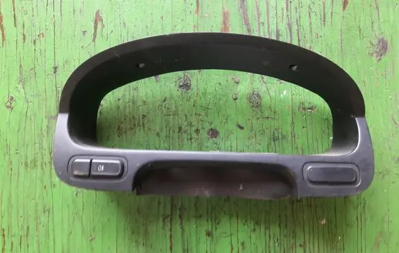 Honda Civic Speedometer (instrument cluster)
